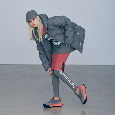 COMFY 机能户外羽绒连帽 一体编织 700蓬 90%白鸭绒保暖 锁绒外套