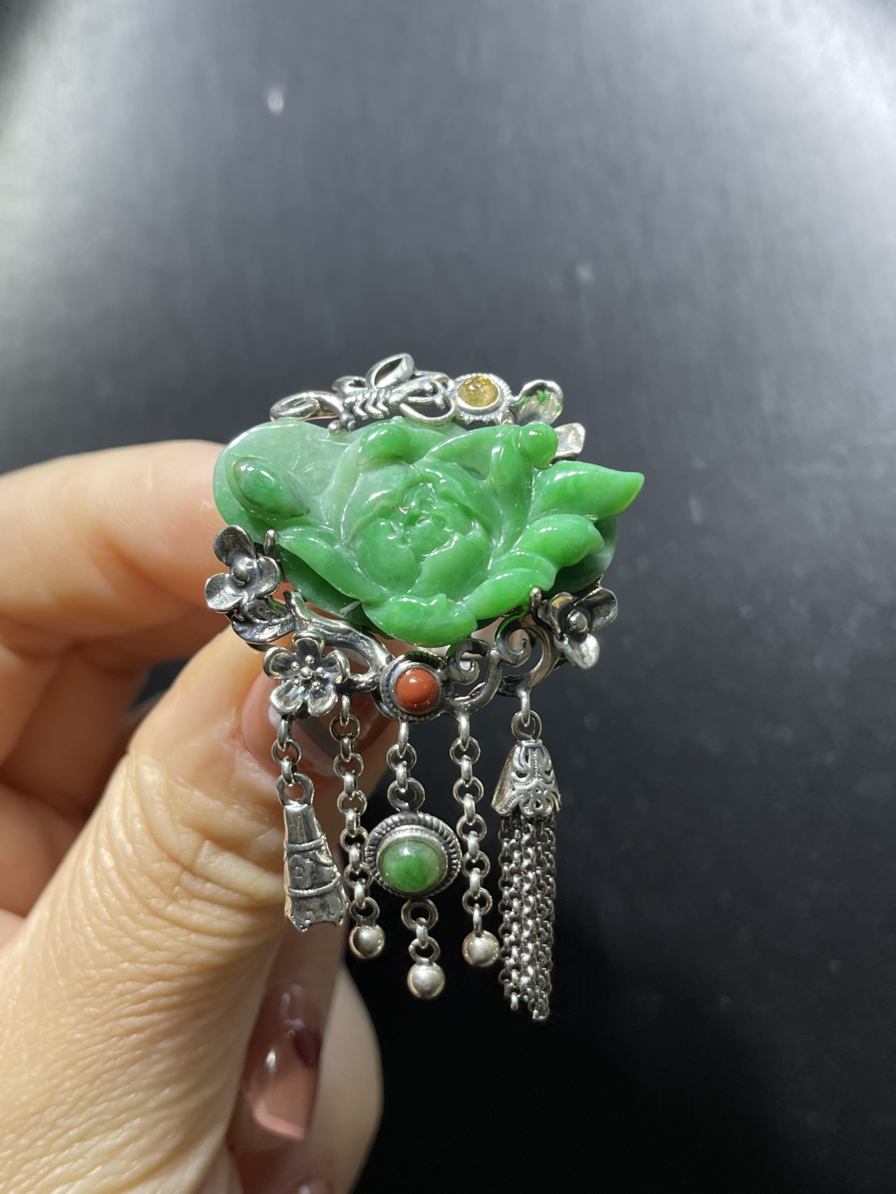 天然翡翠A货阳绿牡丹花大戒指925纯银老银民族风宫廷流苏款