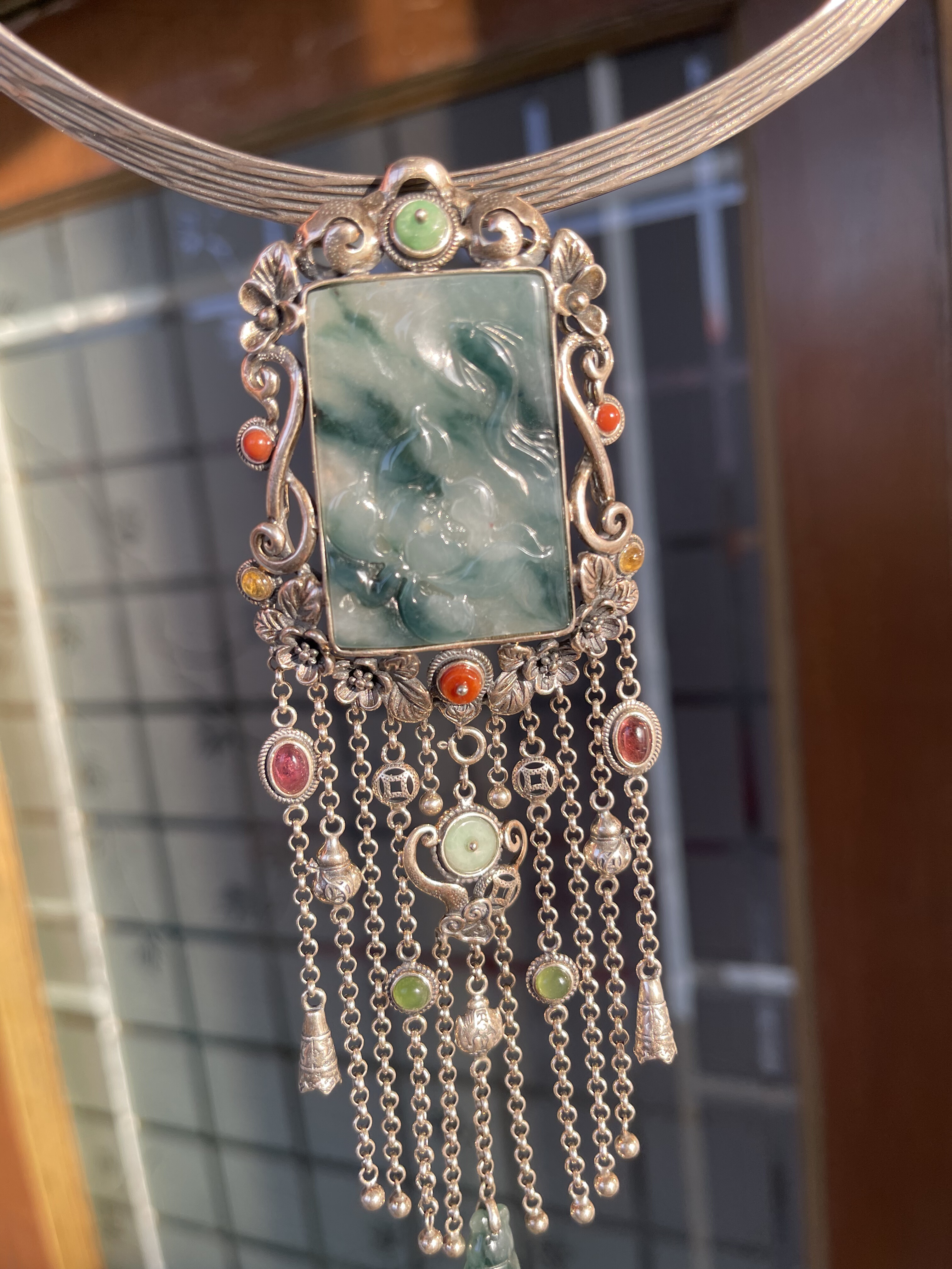 天然翡翠A货糯种飘蓝花吊坠925纯银台湾工老银款民族风宫廷流苏