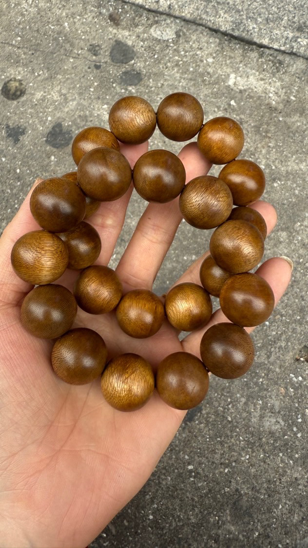 加里曼丹沉香手串2.0cm约25克