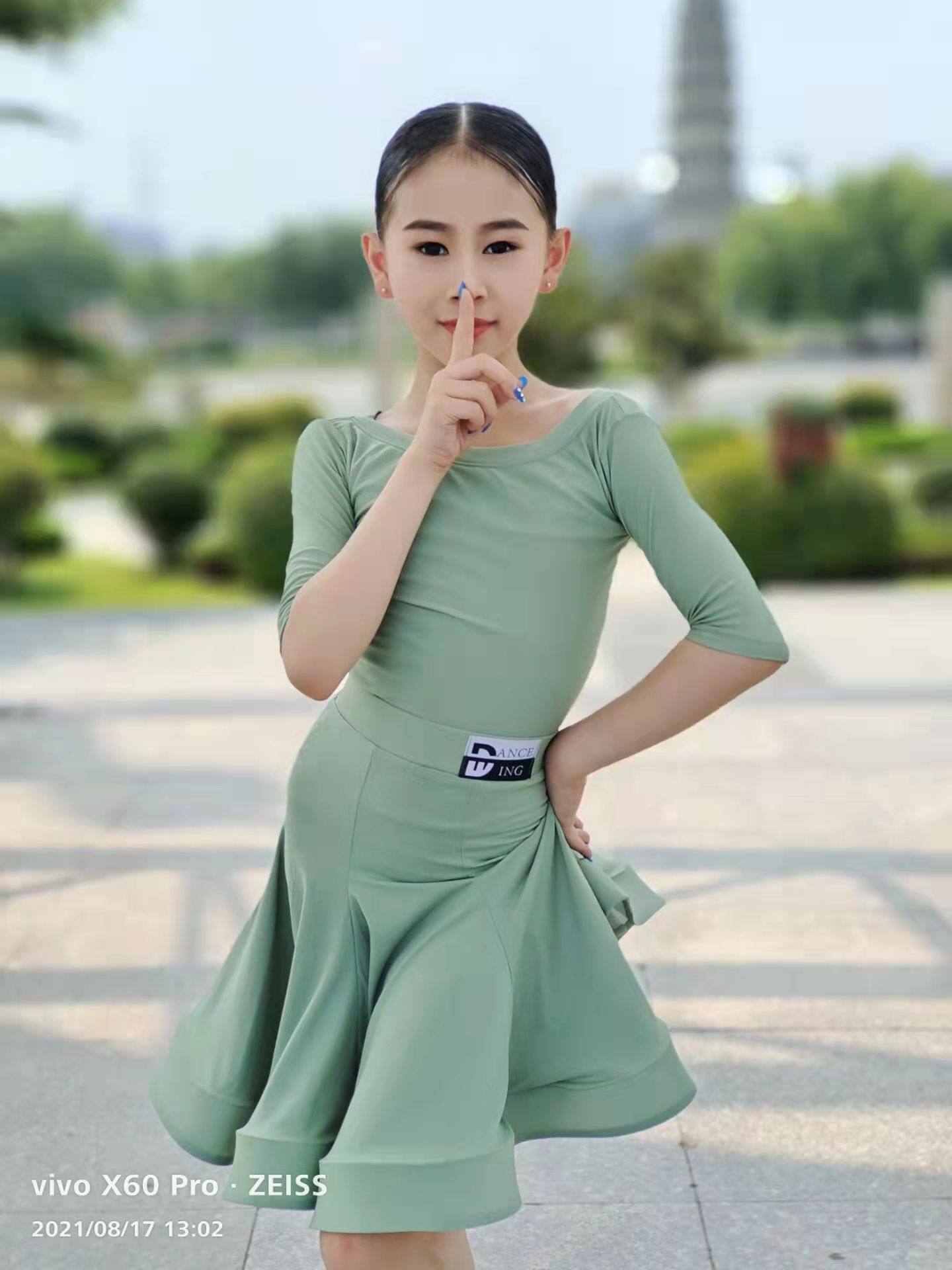 舞翼专业拉丁舞比赛服女儿童规定舞蹈高级2021新款拉丁舞服黑池
