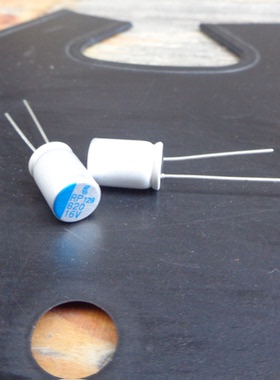 16V820UF 固态电容 台湾金山PR 万裕UER 高频低阻 8X12