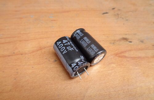 台湾产 SUSCON 400V47UF 电源 电容 SK 小体积 12X25 105度