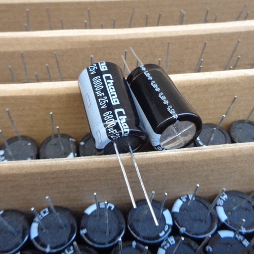 25V6800UF 华威 Chang 电源电容 CD11 18X30 105度