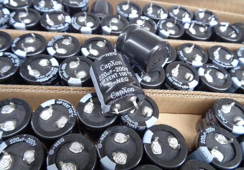 220UF 200V 台湾 CAPXON 200V220UF HP 电源电容 22X26 105度