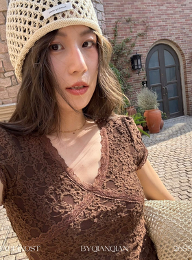 MADEIN OST-26年早春轻法式复古简约短袖蕾丝弹力V领小衫91035