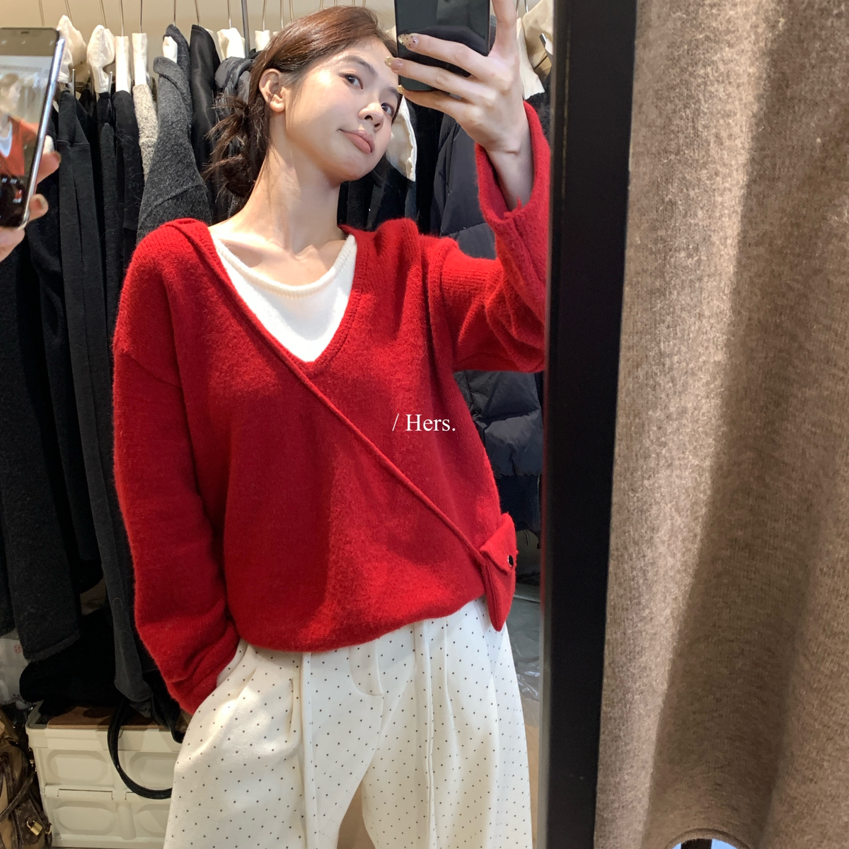 Hers-冬上新韩标～简约日常通勤调性感撞色毛衣(配包包)92639#