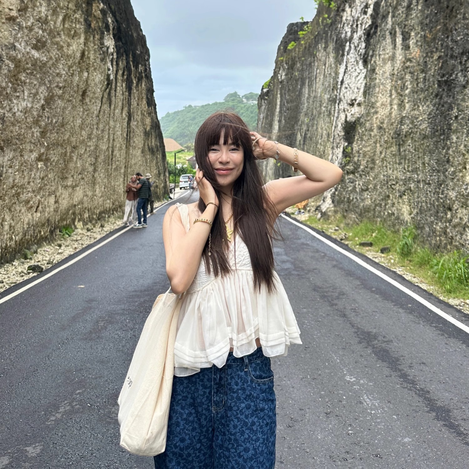 重工蕾丝拼接吊带背心女