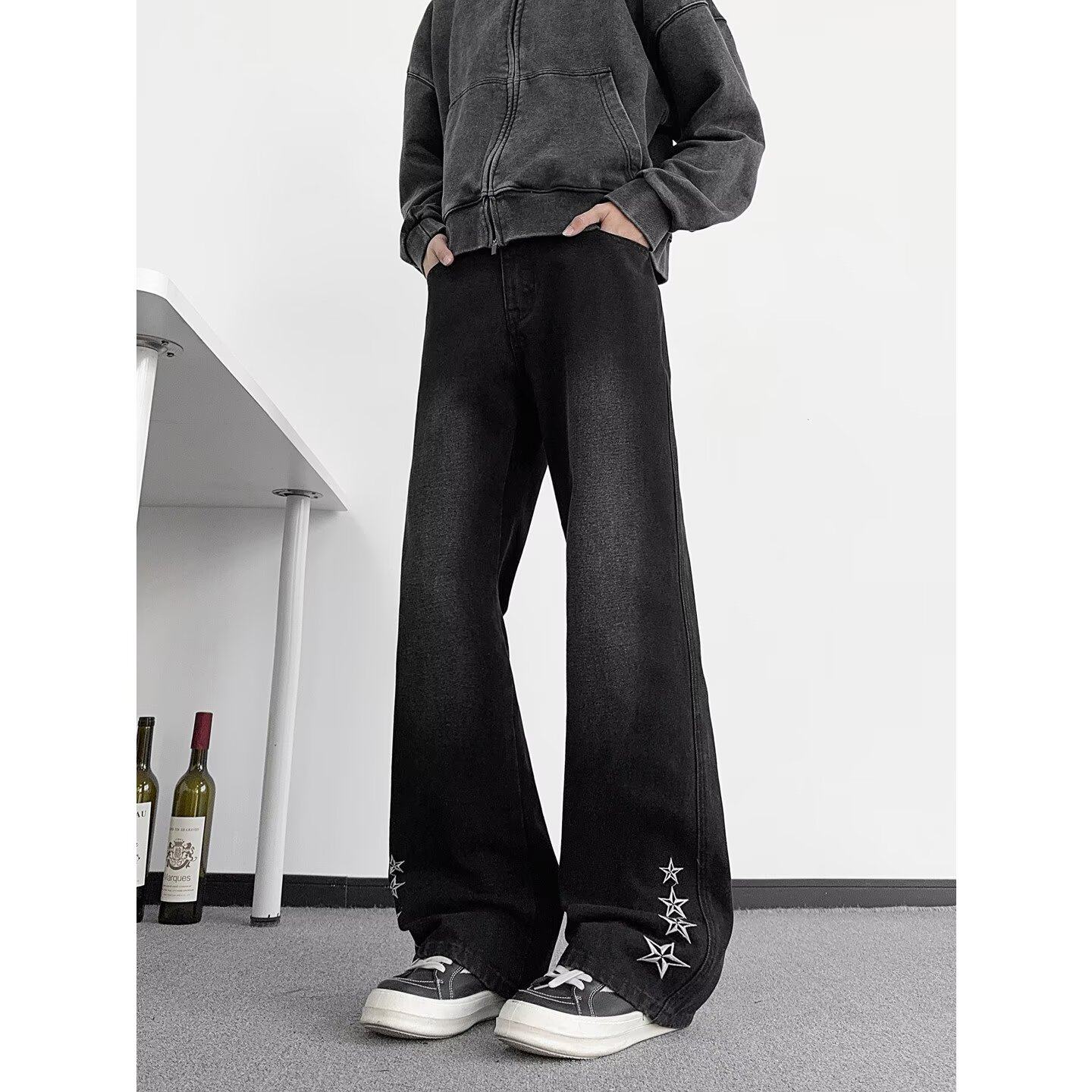 美式高街黑色做旧牛仔裤男款潮牌复古痞帅显瘦直筒修身微喇长裤子