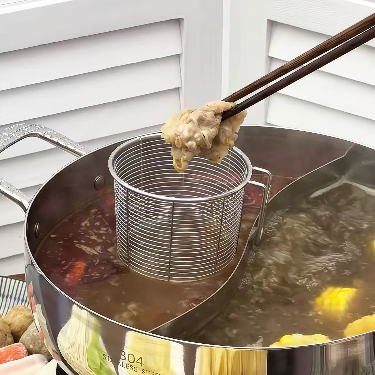 火锅涮肉用上这个漏勺真的很方便