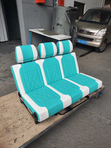 定制五菱之光面包车后排改装