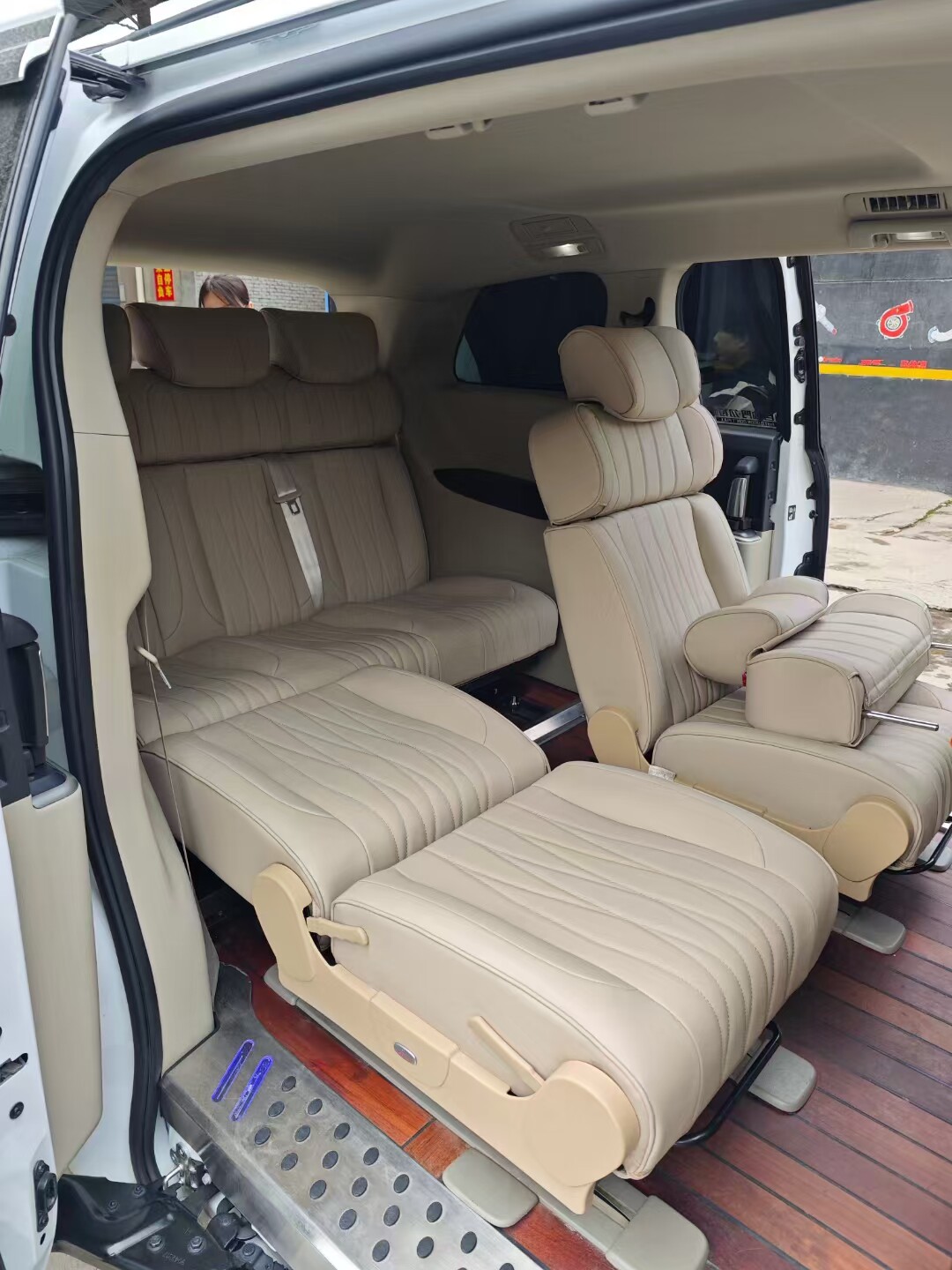 别克gl8改床车床车座椅