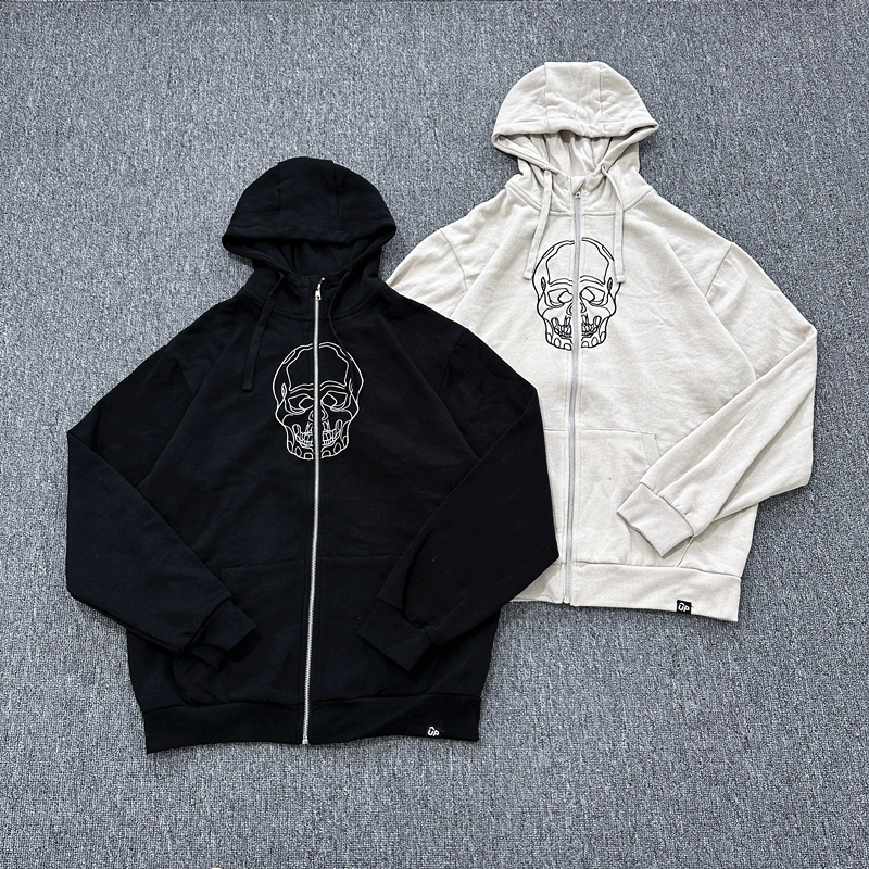 连帽秋冬休闲宽松刺绣拉链外套