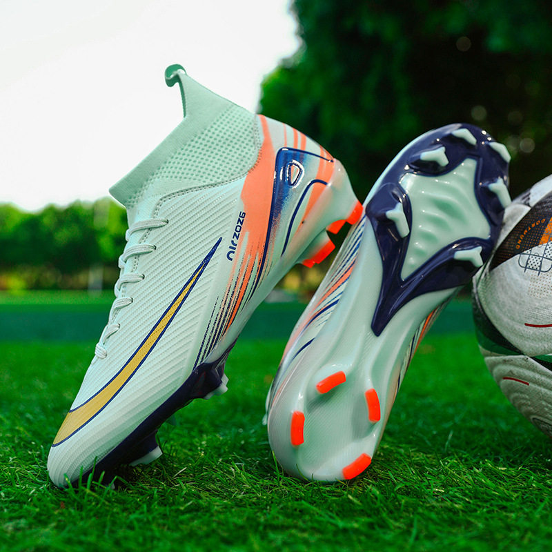 新款青少年高帮足球鞋学生青少年草地长钉男女碎钉训练鞋