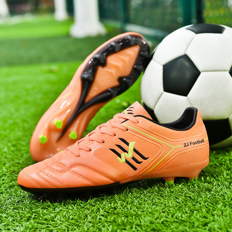 新款学生长钉足球鞋男女透气防滑训练运动鞋青少年比赛运动足球鞋