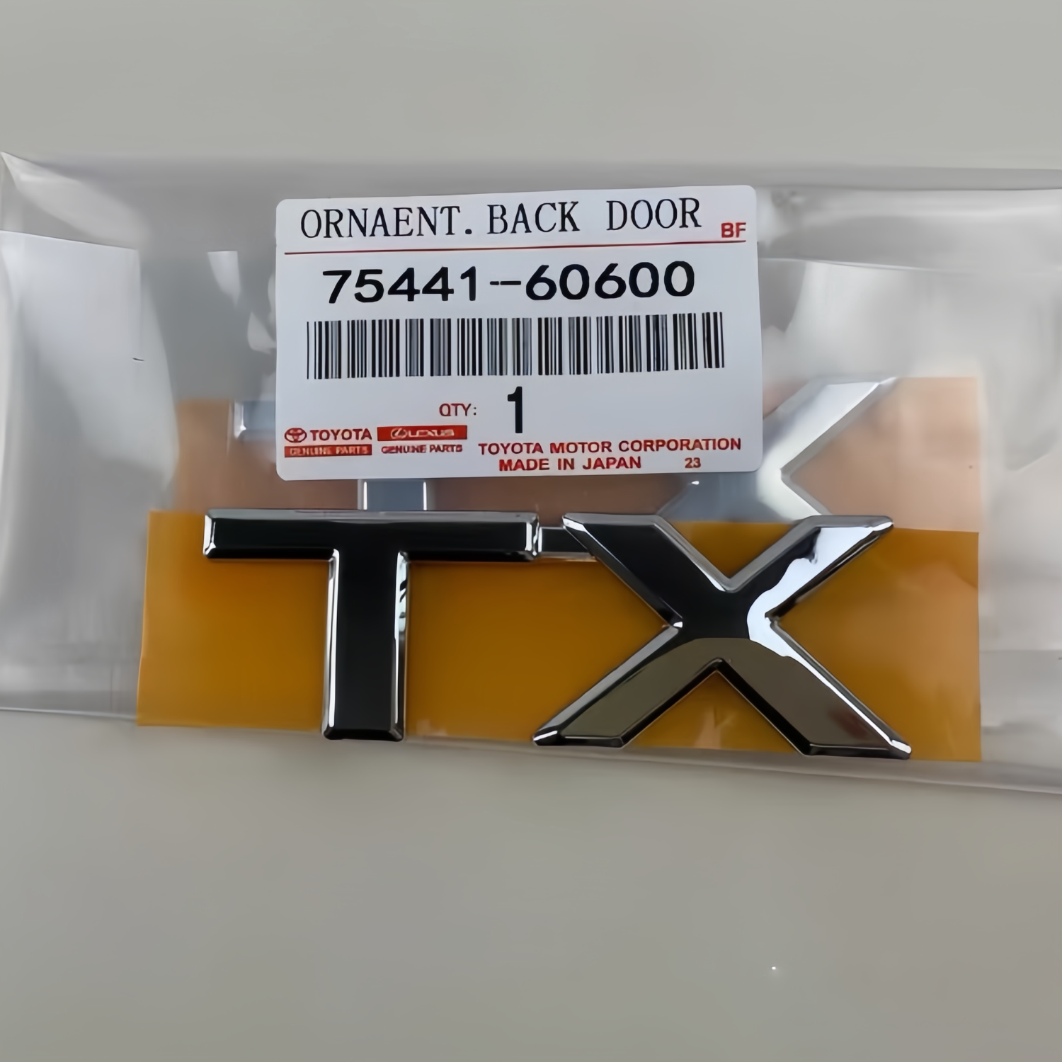 丰田霸道V6/TXGXR一汽丰田TOYOTA车标酷路泽字母排量标陆巡V8/VXR图片