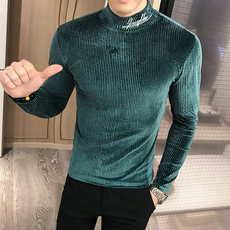 蓝绿色