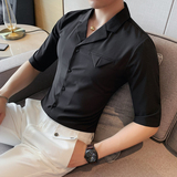 黑色