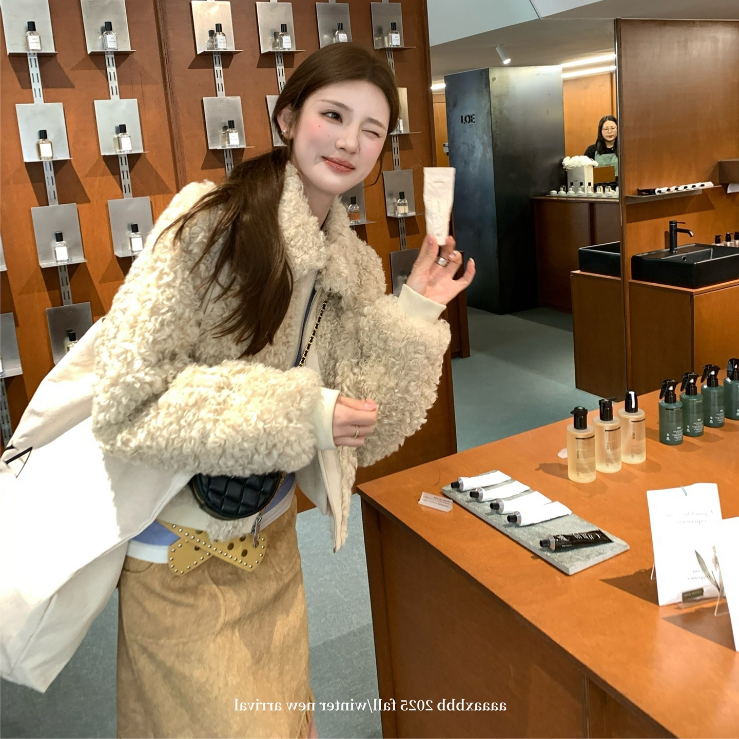 axb小羊奶白色皮毛一体短外套韩系保暖毛毛上衣秋冬耐磨