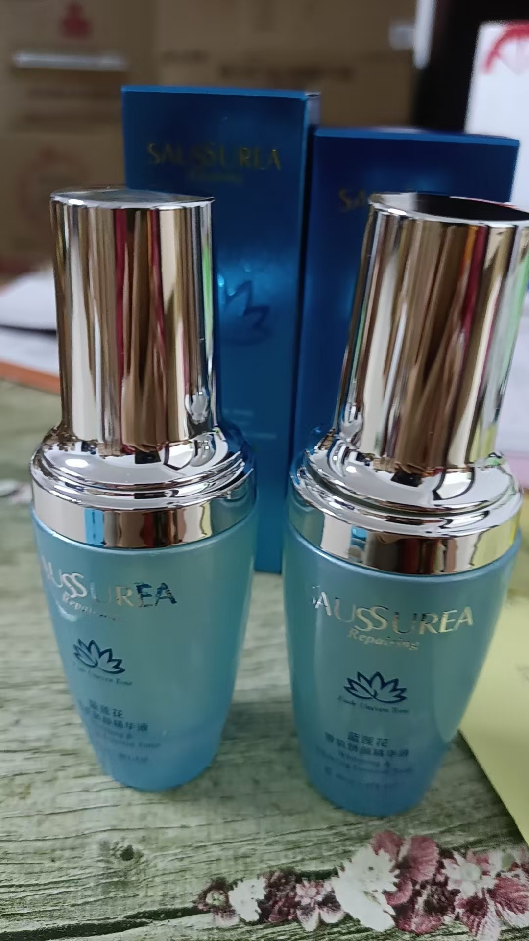 蓝莲花雪肌娇颜精华液35ml(嫩肤，滋润肌肤，水嫩细肤精华液)