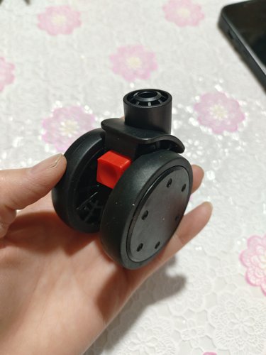 行李箱万向轮黑色拉杆箱旅行箱皮箱配件耐磨静音顺滑通用轮子
