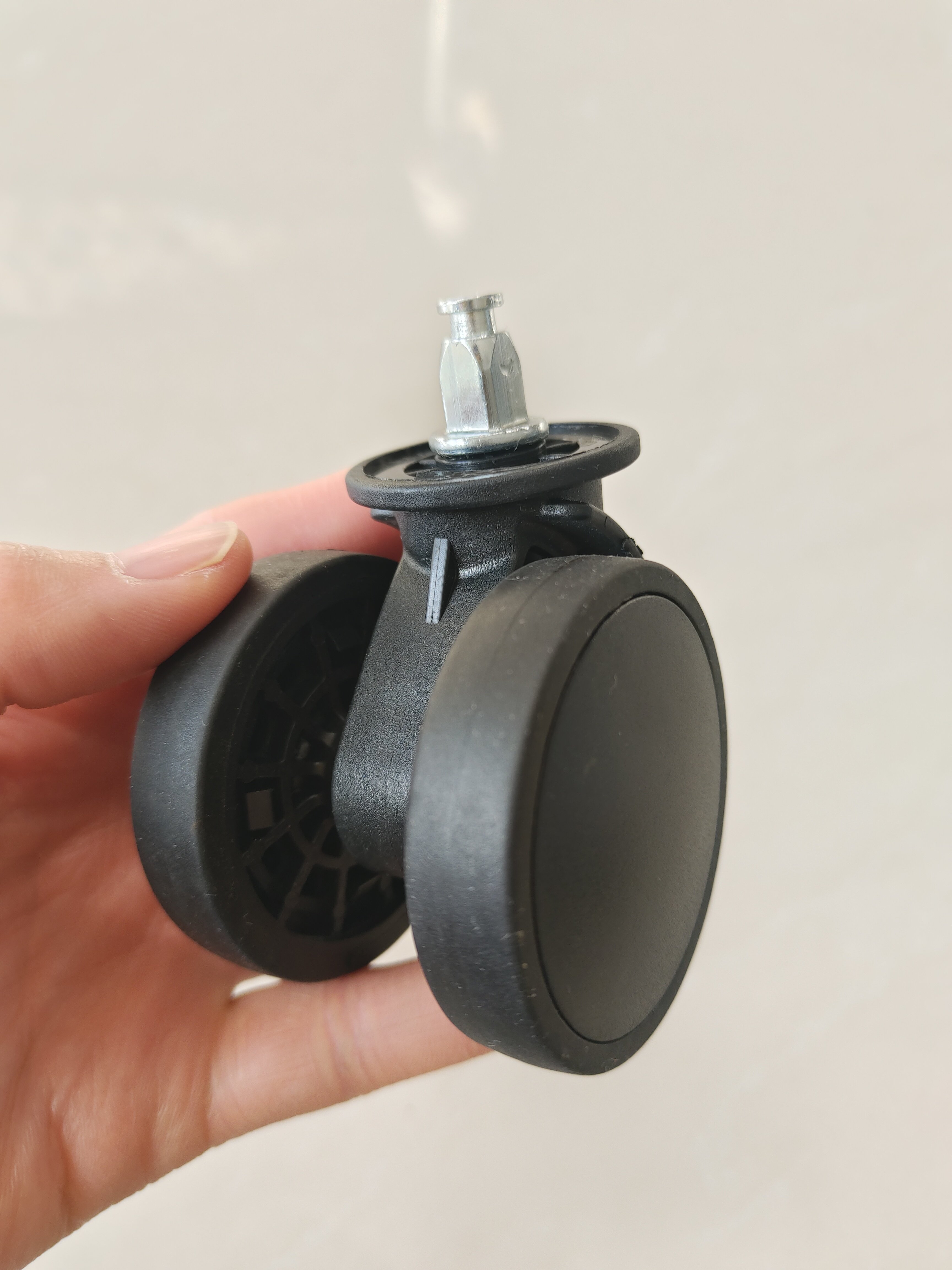 行李箱配件黑色万向轮可拆卸轮子拉杆箱旅行箱替换轱辘静音轮,箱包皮具/热销女包/男包,旅行箱配件,淘宝优惠券,粉丝福利购,淘宝优惠卷