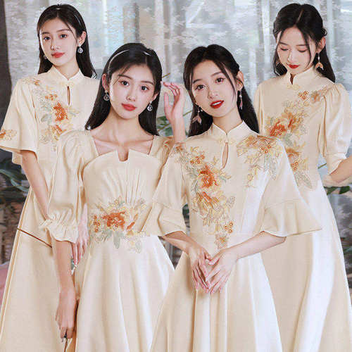 中式伴娘服租赁中长姐妹团大气