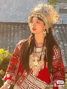 【汉锦记】出租红色苗族侗族杨超越同款苗寨写真摄影服饰