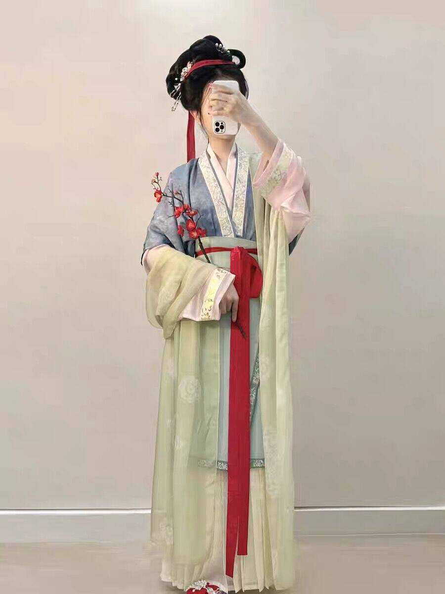 【汉锦记】出租南雅集  仿宋花纹刺绣宋制旋裙百迭裙浅交领半臂中