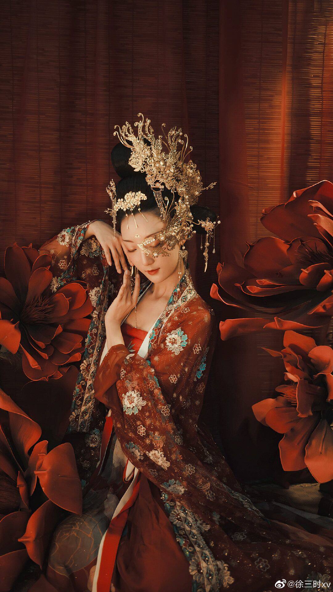 【汉锦记】出租抚绸衣庄国色绣花齐腰大袖衫汉服