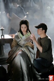 鸿门宴款 出租刘亦菲虞姬 曲裾女复原汉服 汉锦记