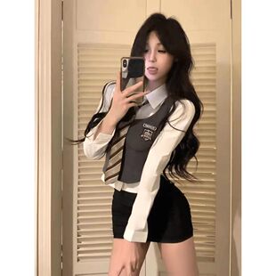 2026秋季韩系学院风衬衫搭配针织背心马甲jk制服三件套装女装短裙