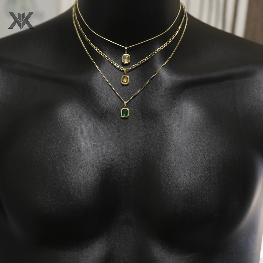 18K金钛钢方形小宝石锁骨小项链