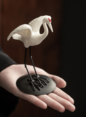 创意陶瓷动物摆件精品白瓷仙鹤工艺D品家居客厅办公室桌面装饰摆