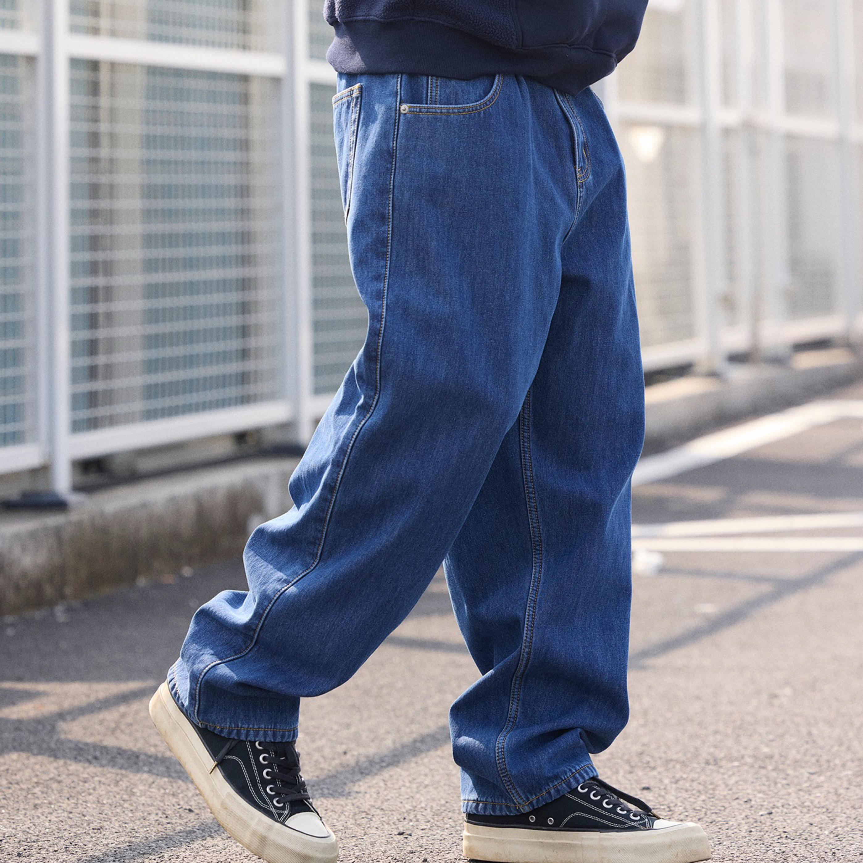 CQL男装 加绒加厚微锥宽松休闲牛仔长裤