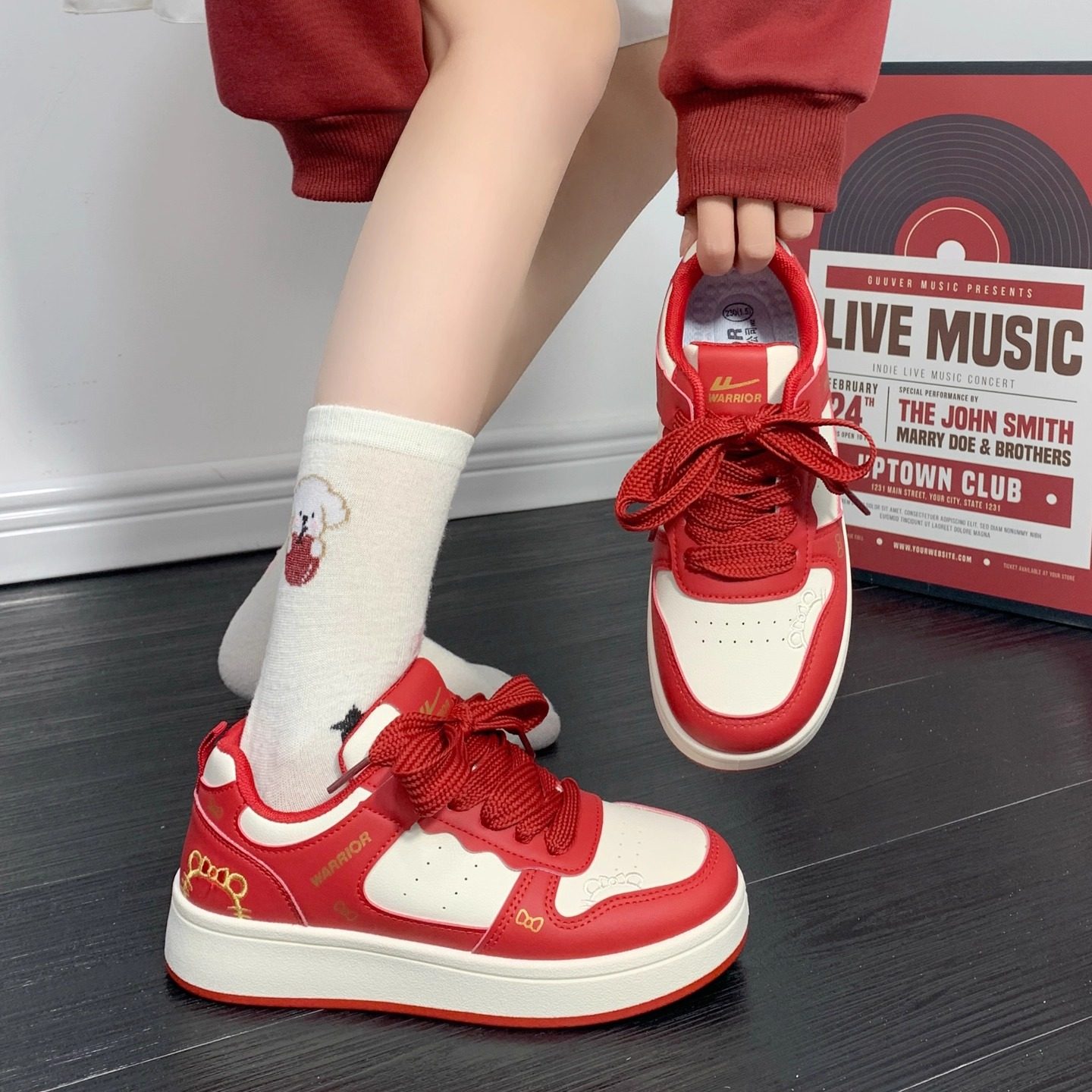 回力小白鞋KT猫秋冬女厚底百搭本命年休闲鞋子酒红色时尚学生板鞋,女鞋,时尚休闲鞋,淘宝优惠券,粉丝福利购,淘宝优惠卷