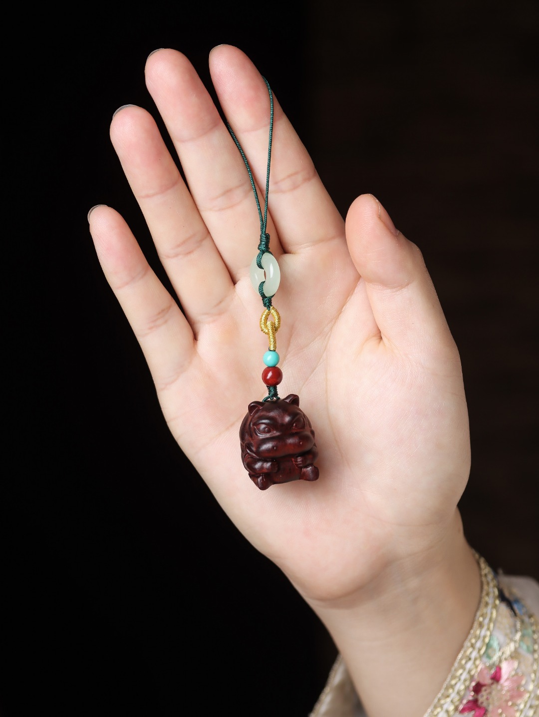 紫檀河马手机链木雕刻绿檀文玩手把件檀香挂件饰品男女吊坠