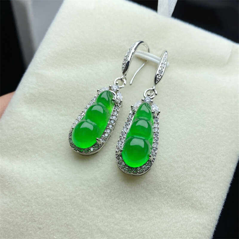 天然缅甸老坑A货翡翠冰种满阳绿四季豆耳环辣绿福豆耳坠玉石耳钩