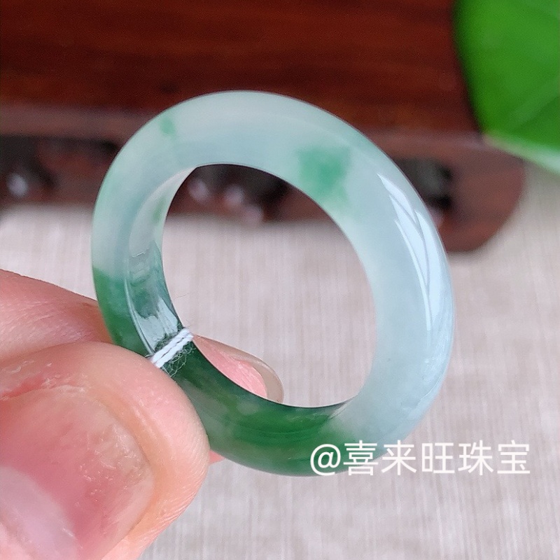 冰种飘绿祖母绿满绿玉石戒指指环