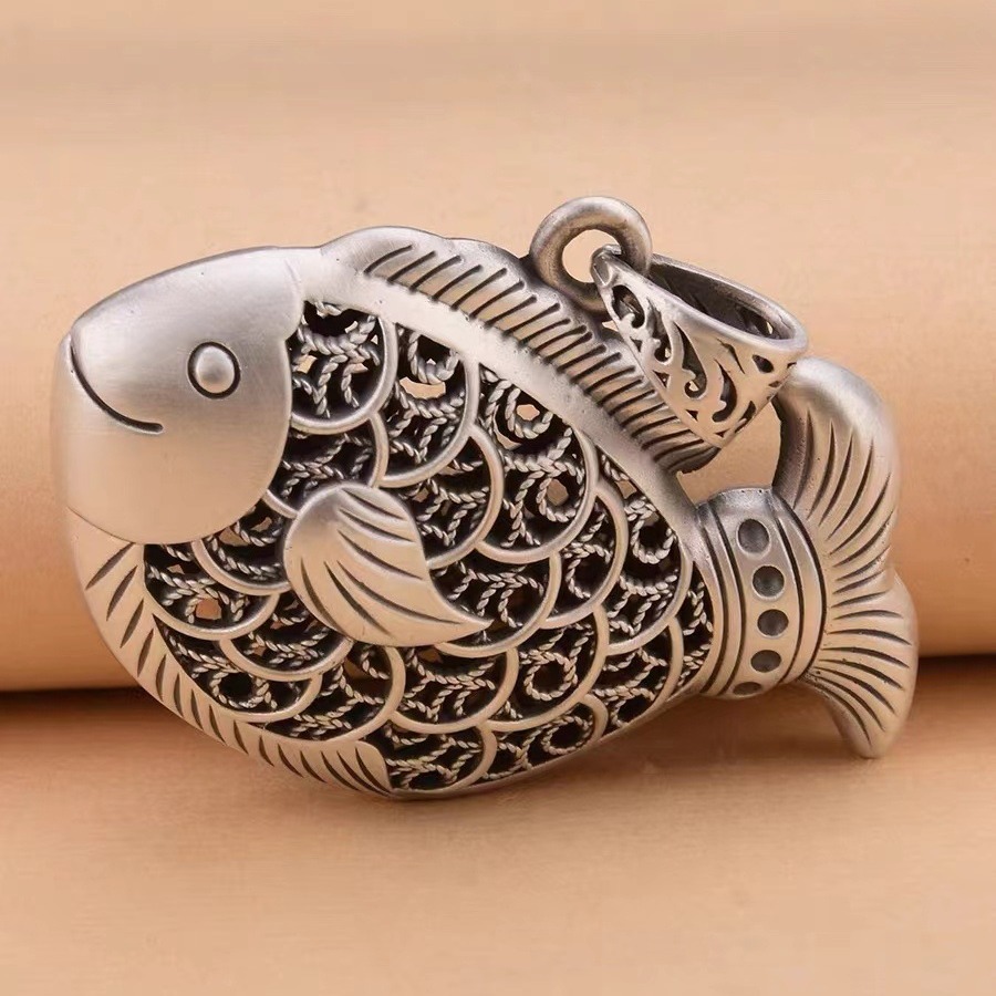 民族风925纯银小鱼复古花丝毛衣链吊坠镂空鲤鱼女款长款项链挂件
