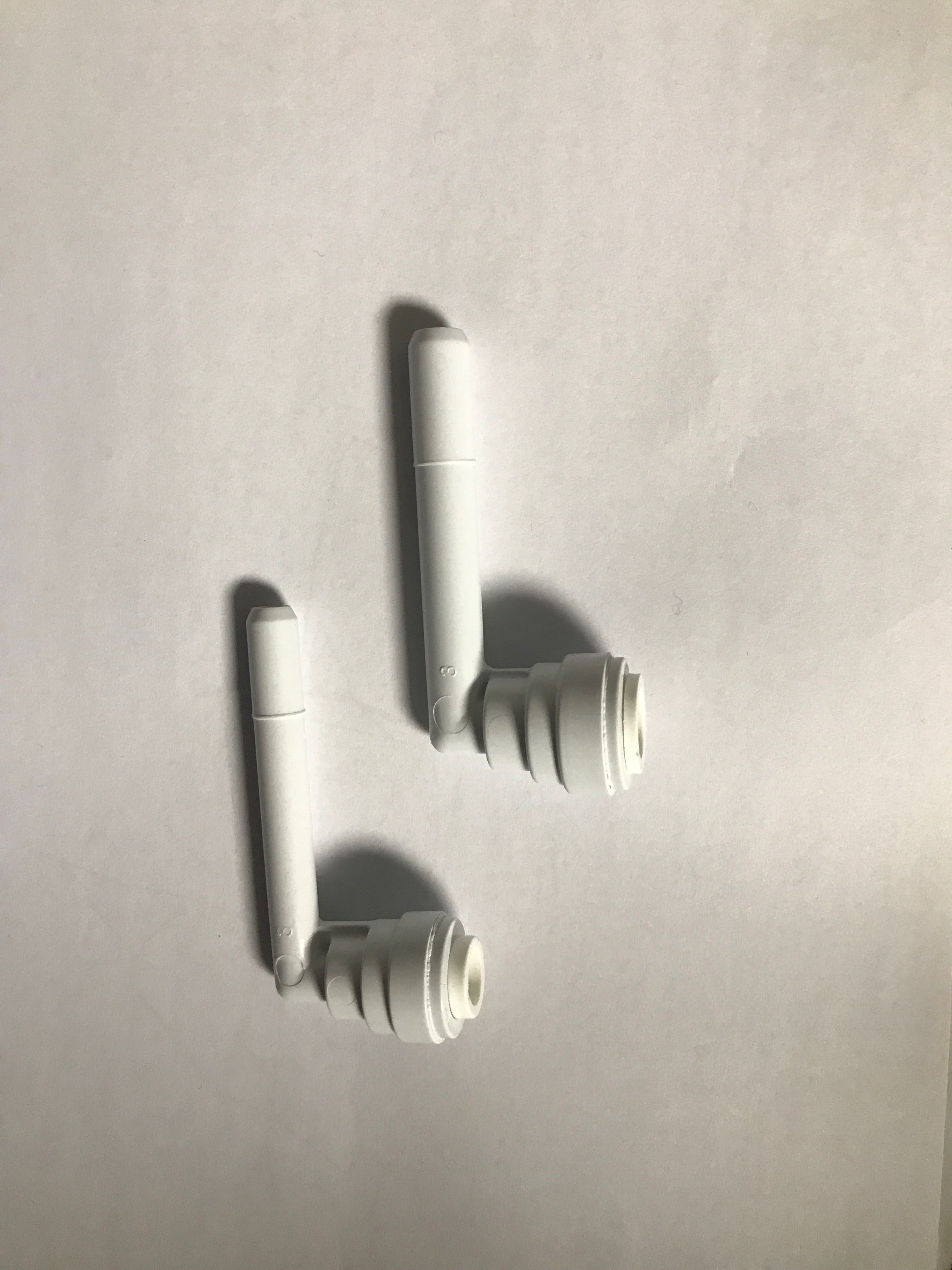 安利净水器L型连接管