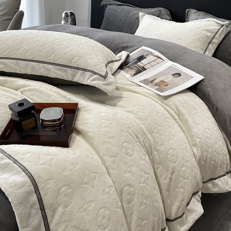 保暖牛奶绒四件套轻奢高级感