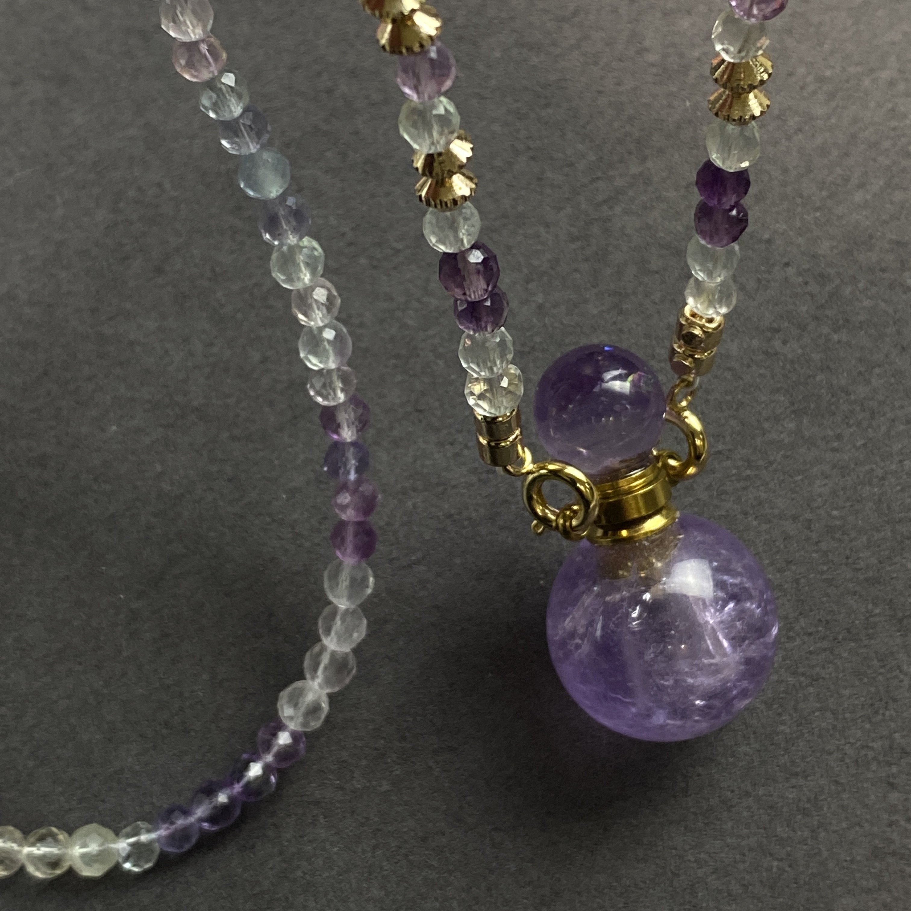 天然紫水晶香水瓶吊坠项链女款空瓶可滴入精油香水朱砂粉末