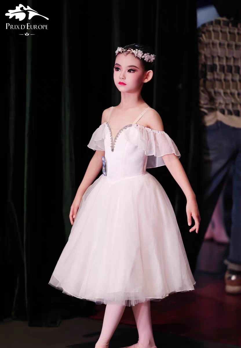 芭蕾舞剧小西尔菲德专业表演服儿童芭蕾舞裙白色蓬蓬裙长纱裙定制