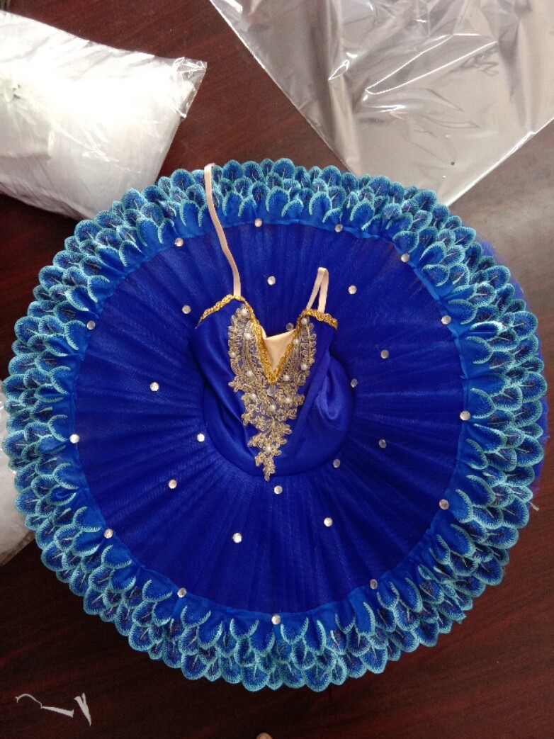 六一儿童芭蕾舞裙演出服小天鹅舞蹈裙女童吊带TUTU裙表演服蓬蓬裙