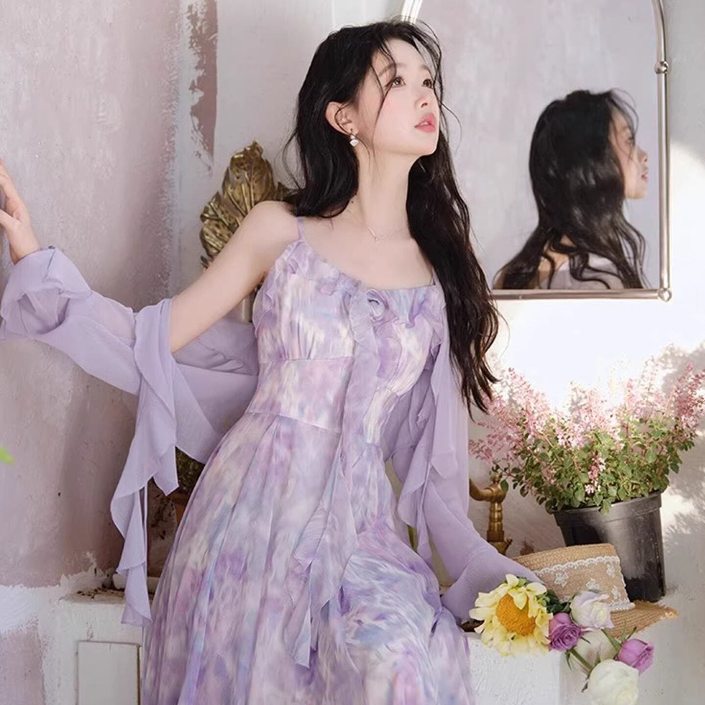 吊带连衣裙女夏气质高级感紫色独特漂亮吊带裙配防晒开衫两件套装