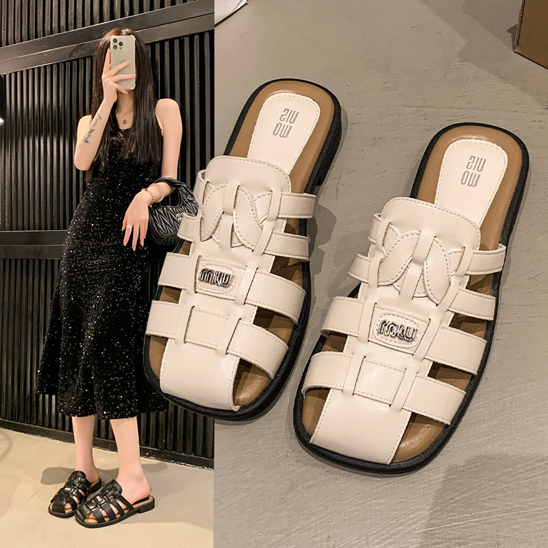 拖鞋女款2025新款网红字母编织镂空包头半拖软底舒适高级感小凉拖