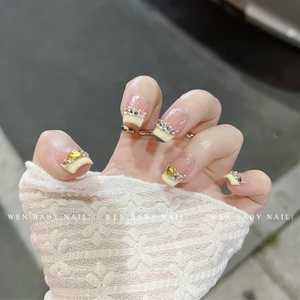 【温Baby】星星泡芙~可爱奶黄色美甲法式爆闪碎钻清新手工穿戴甲