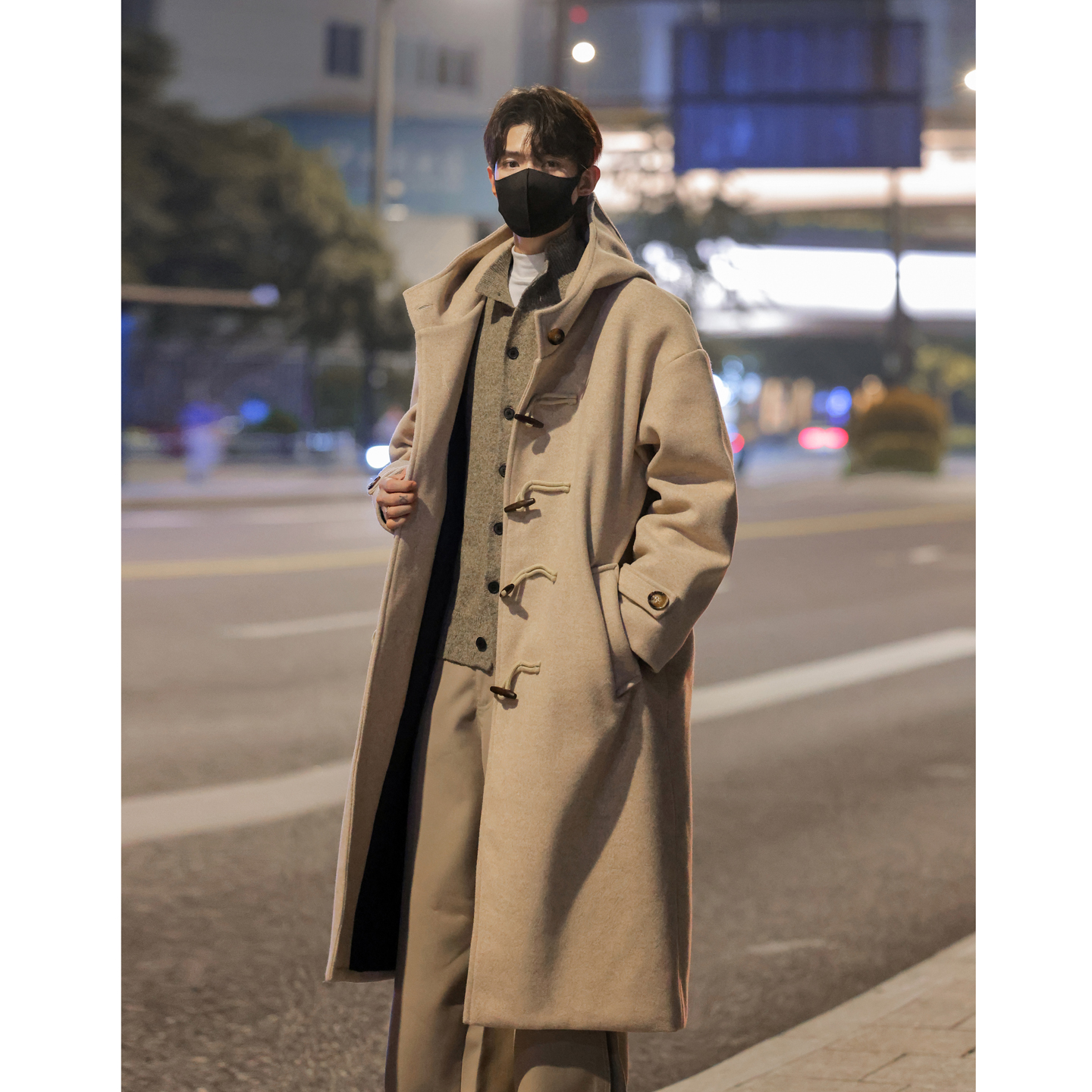 现货-1014-FY018-P138-牛角扣连帽夹棉中长款毛呢大衣男，男装毛呢大衣，星座1014