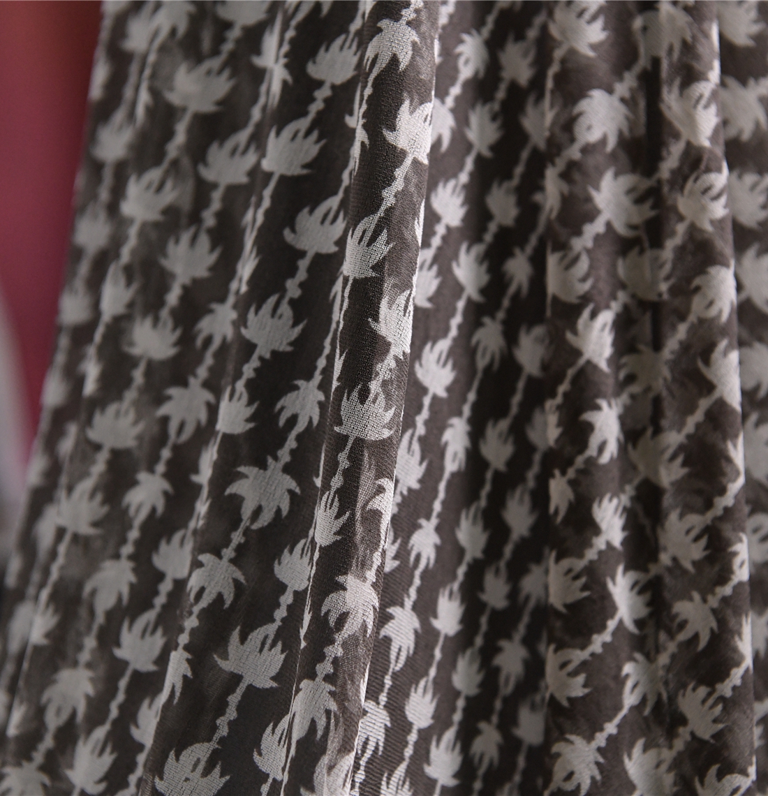 幸福环环相扣 外贸单 加捻网纱针织这真丝11姆100丝116宽 设计师